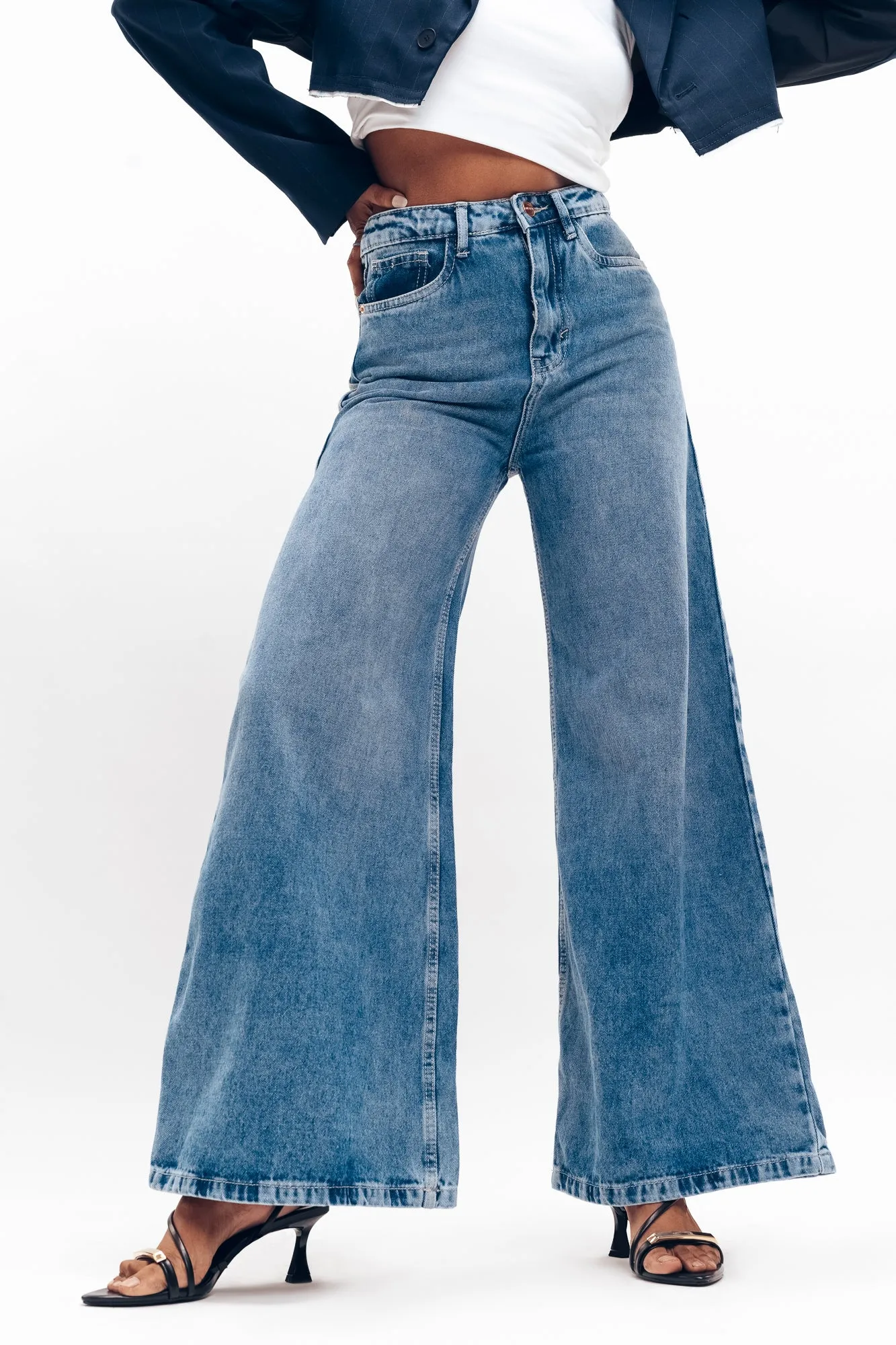 90's Come Back Wide Flare Jeans