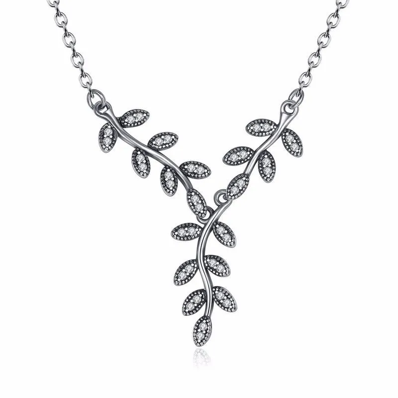 925 Sterling Silver Sparkling Leaves Necklace