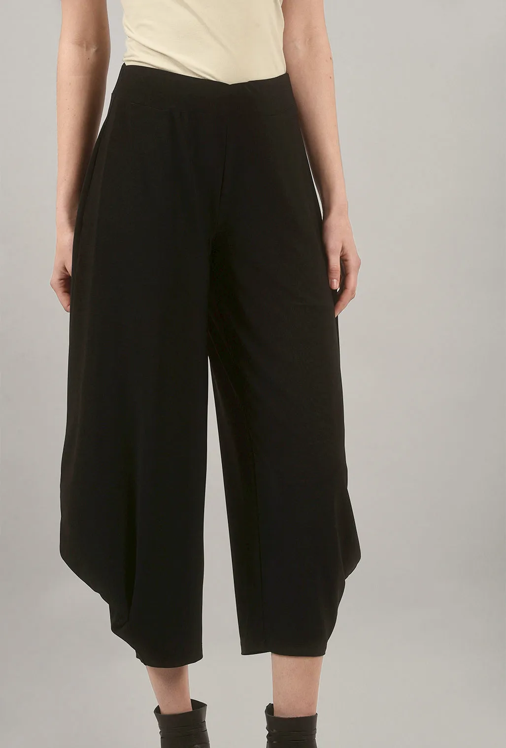 Baylee Pant, Black