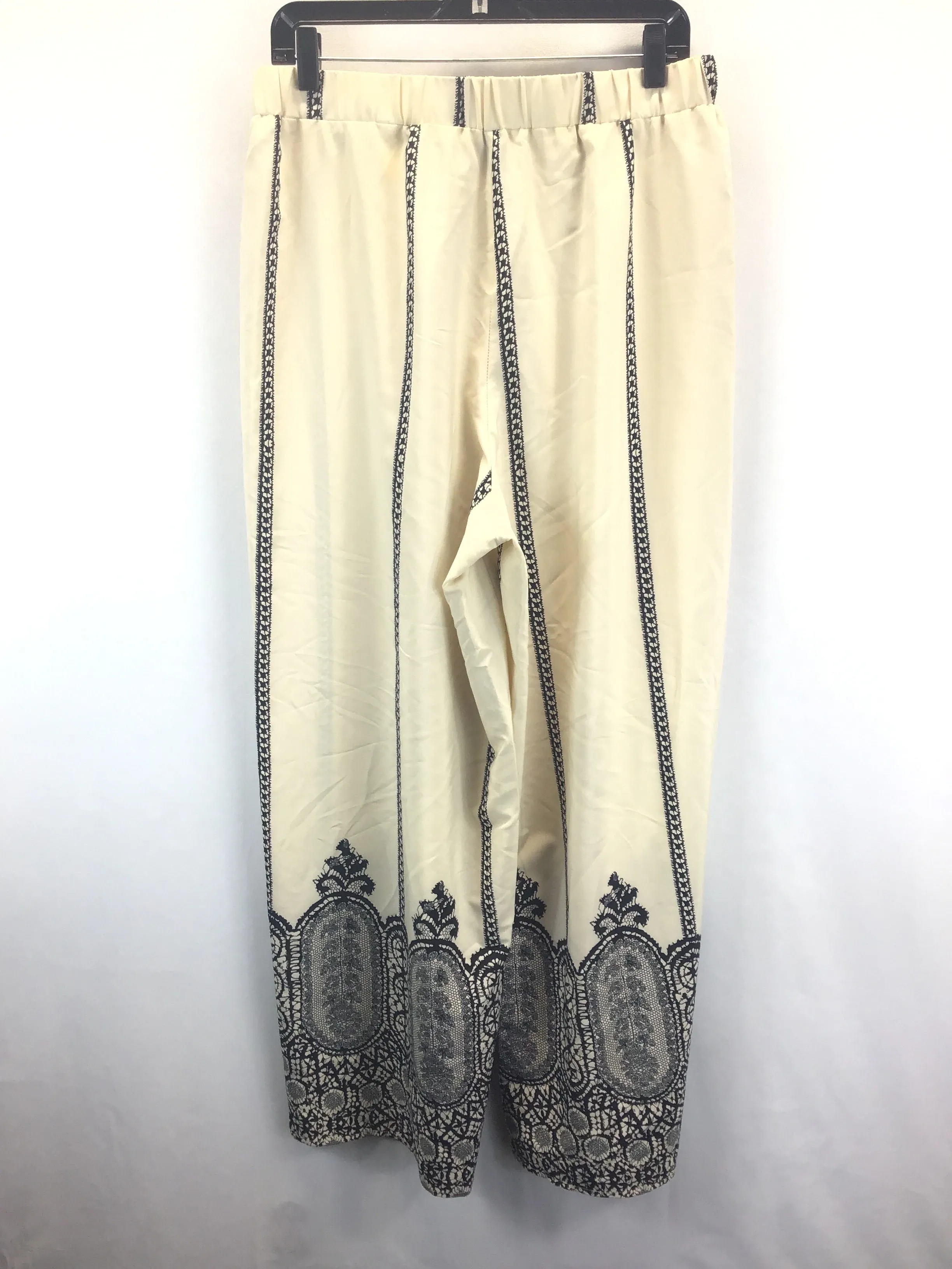 Black & Cream Pants Lounge Shein, Size L