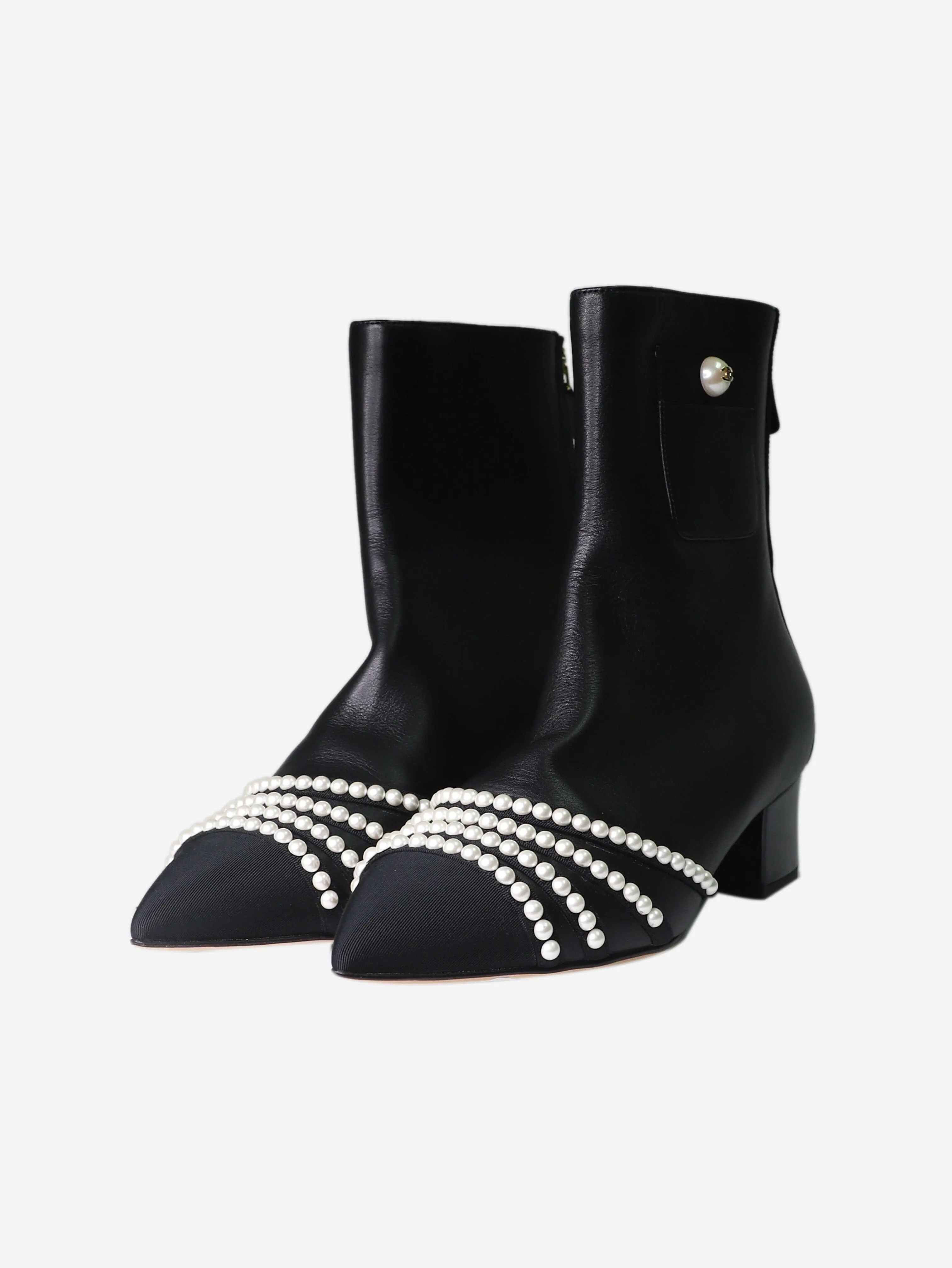 Black leather pearl boots - size EU 38.5 (UK 5.5)