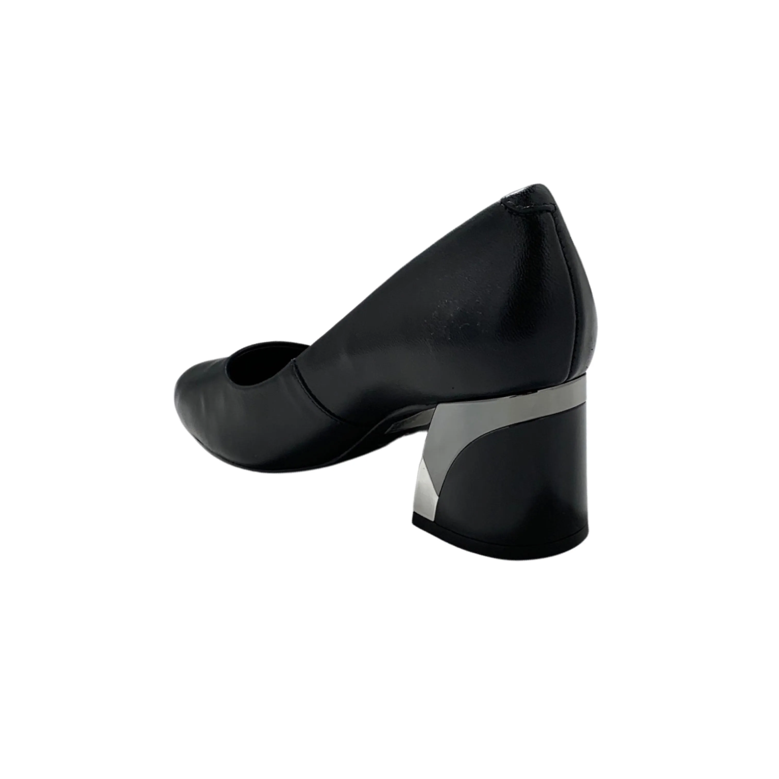 Boric Black Leather Pump