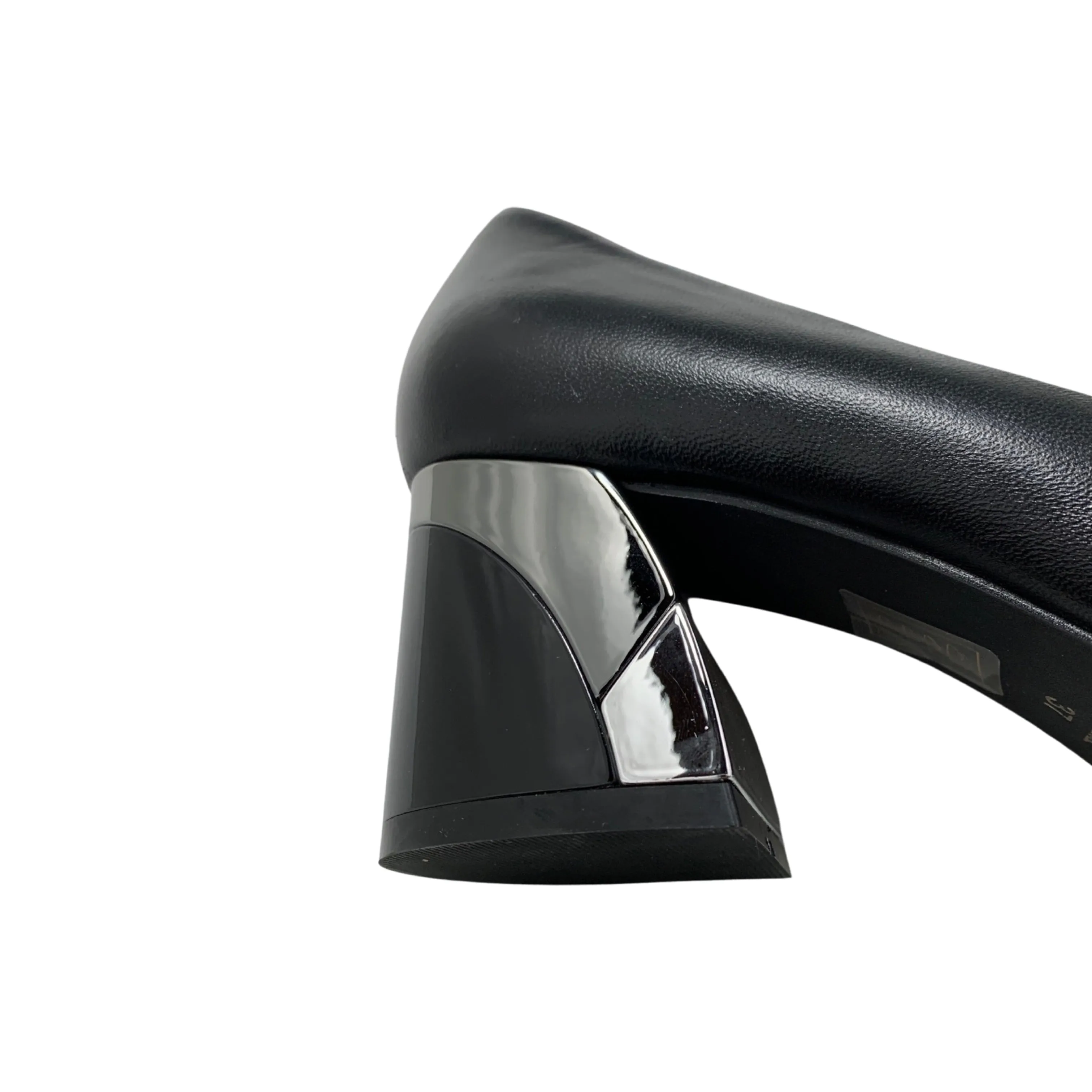 Boric Black Leather Pump