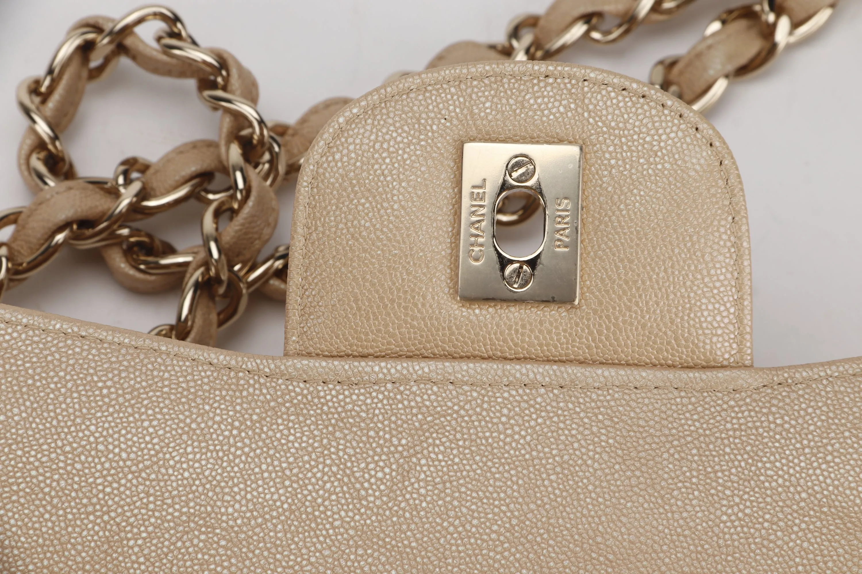 CHANEL CLASSIC FLAP JUMBO (2797xxxx) SHINY BEIGE CAVIAR LEATHER GOLD HARDWARE, WITH CARD, DUST COVER & BOX