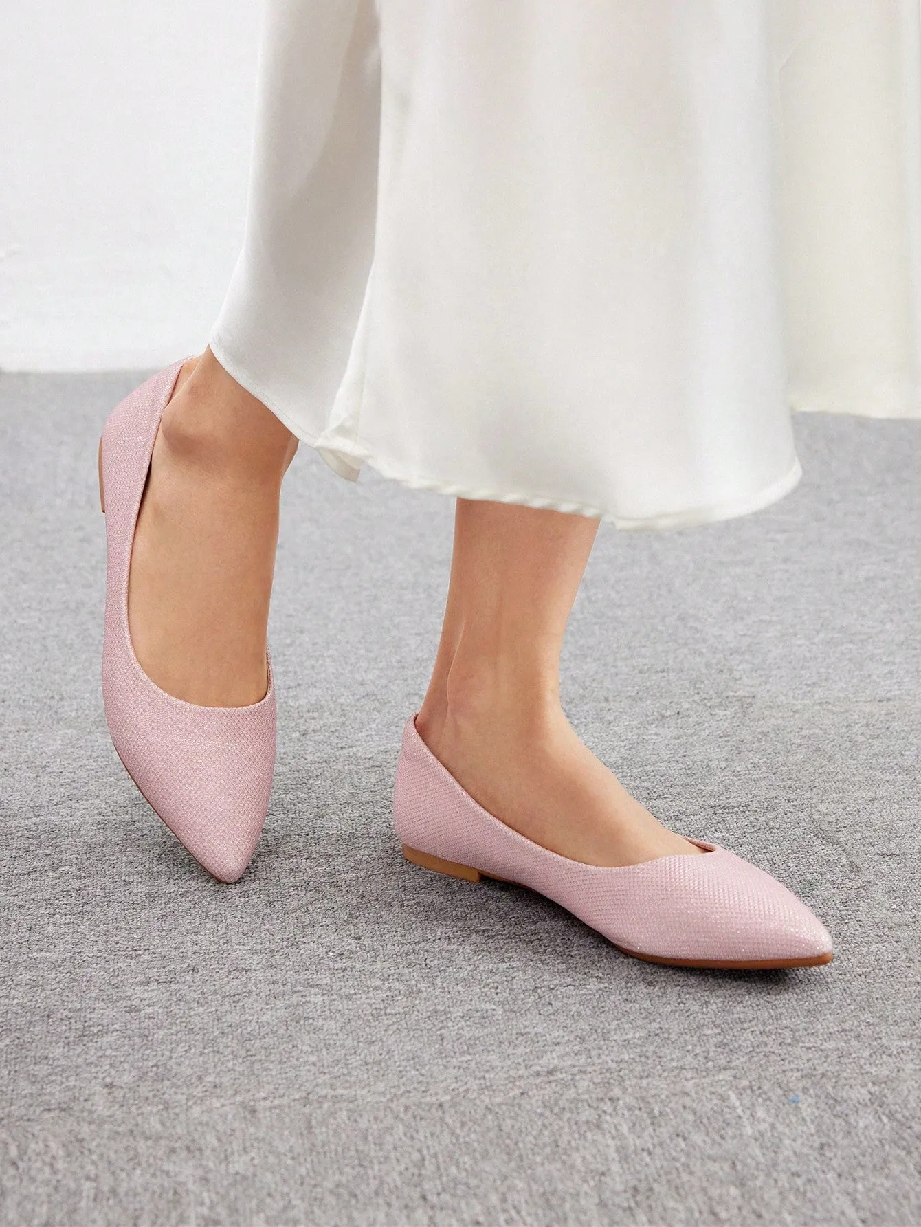 CUCCOO BIZCHIC CUCCOO Women Fashion Solid Color Pointed Toe Flat Shoes