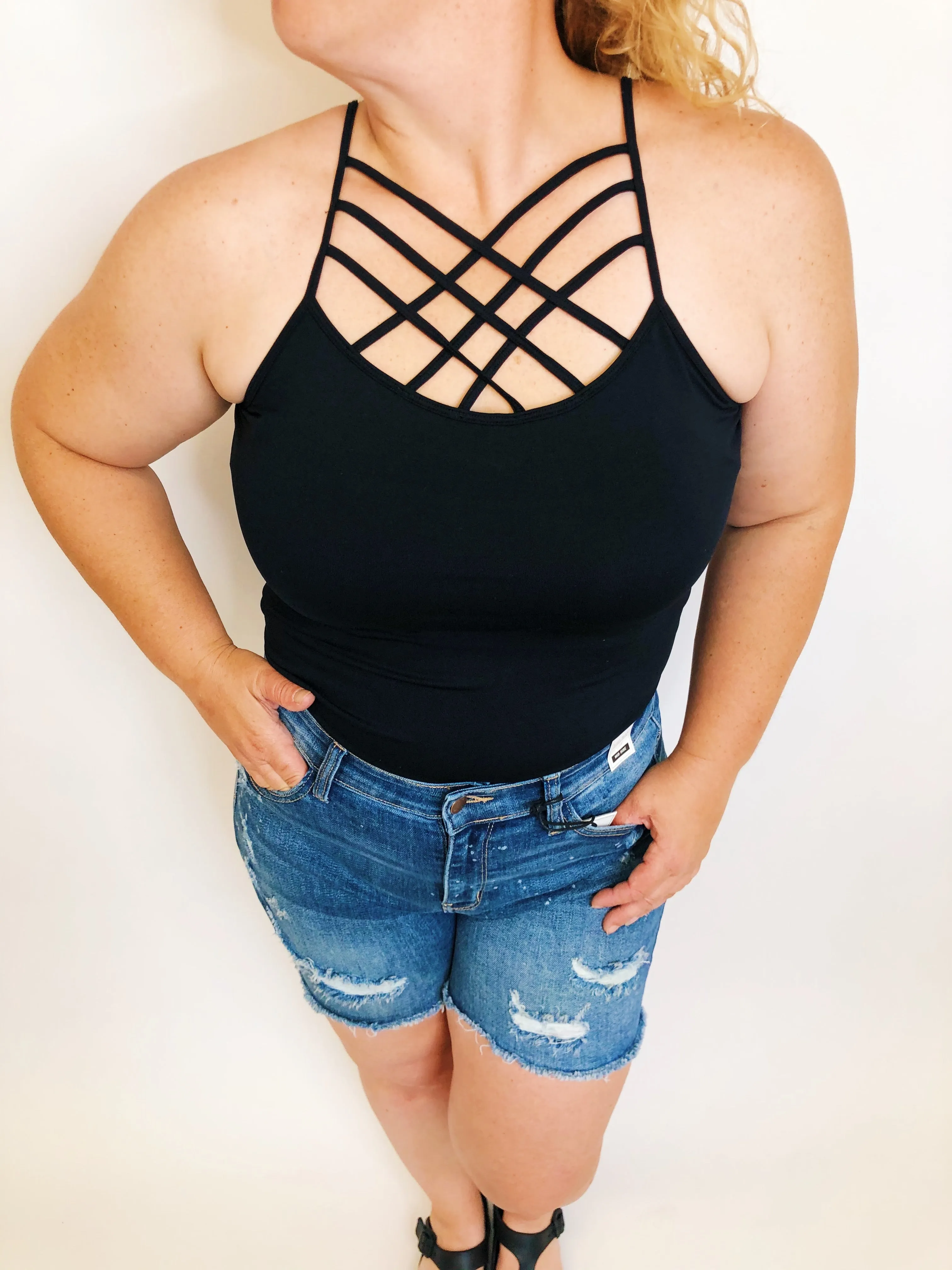 #K232 The Maze Criss Cross Tank (Black)