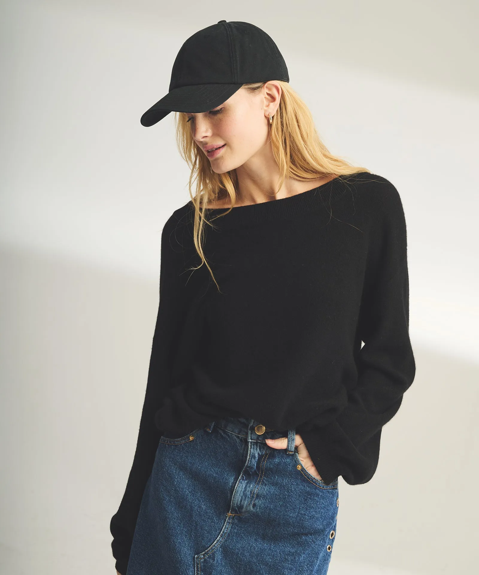 Lightweight Reversible Cashmere Wide Neck Sweater