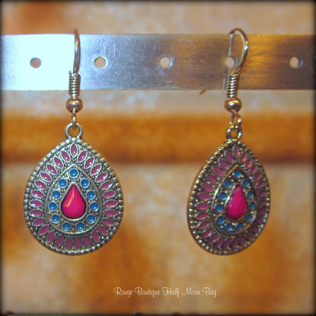 Metal Art Deco/Moroccan style earrings