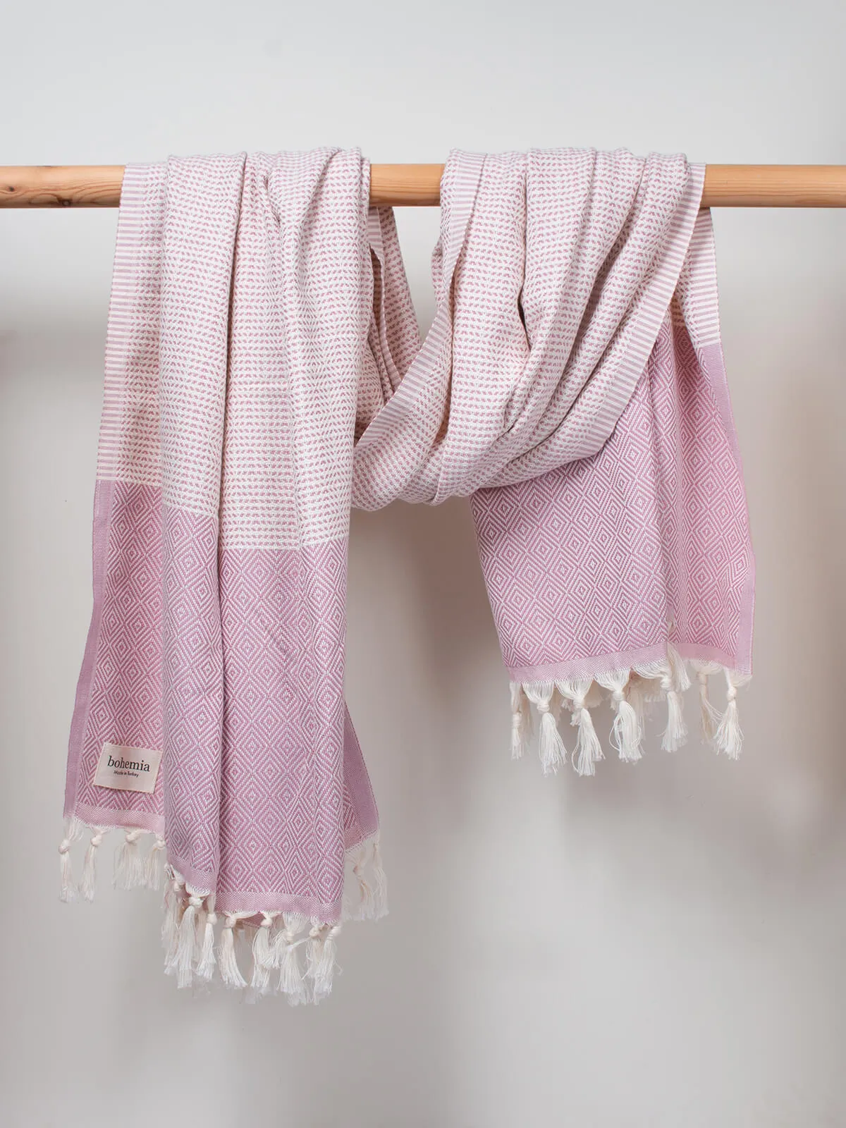 Nordic Dot Hammam Towel, Vintage Pink