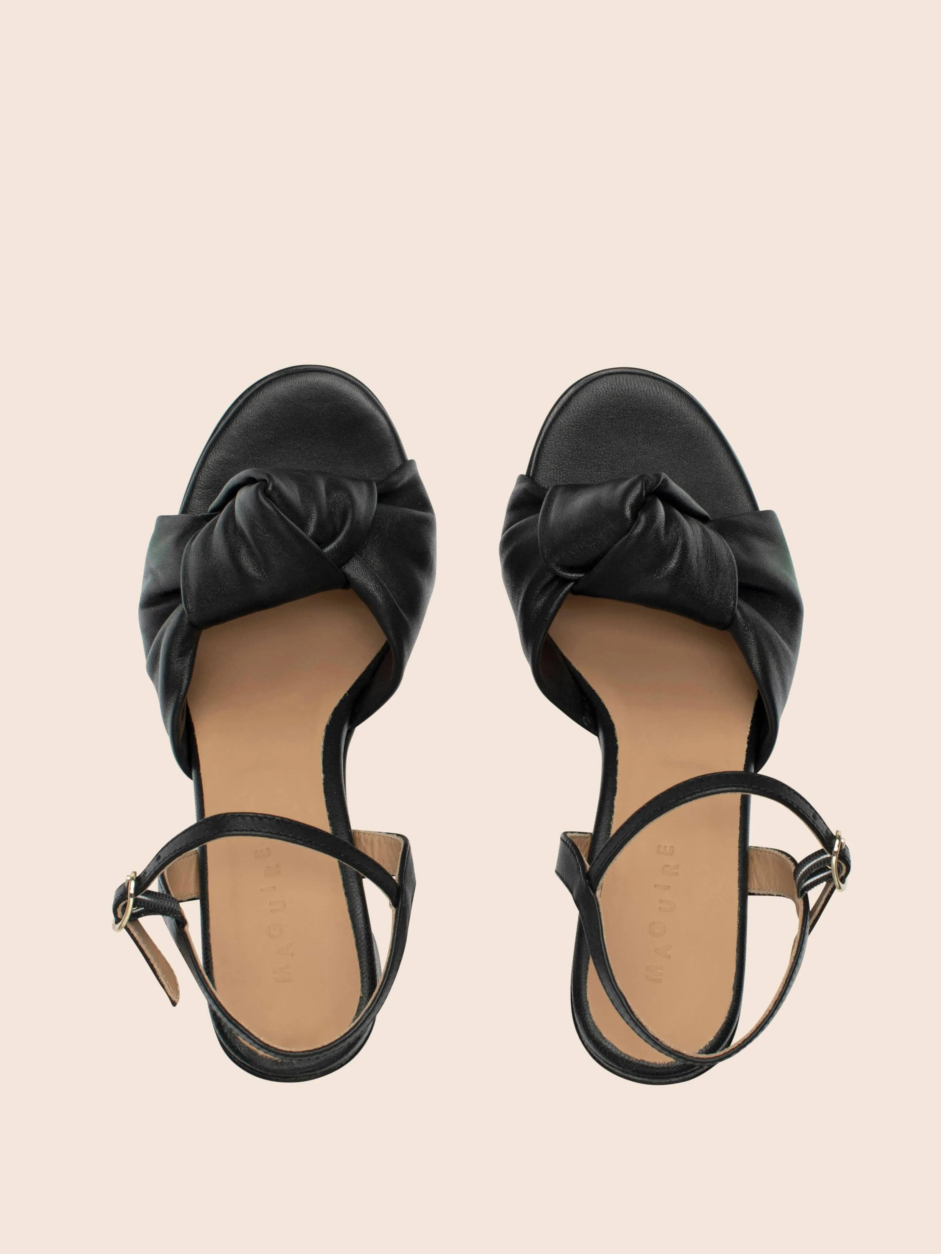 Noto Black Heel