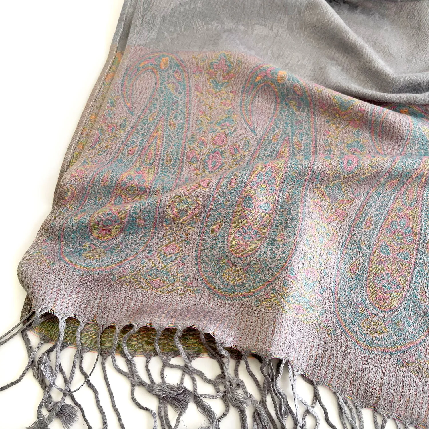 PAISLEY PRINT SILVER LIGHTWEIGHT PASHMINA SHAWL SCARF