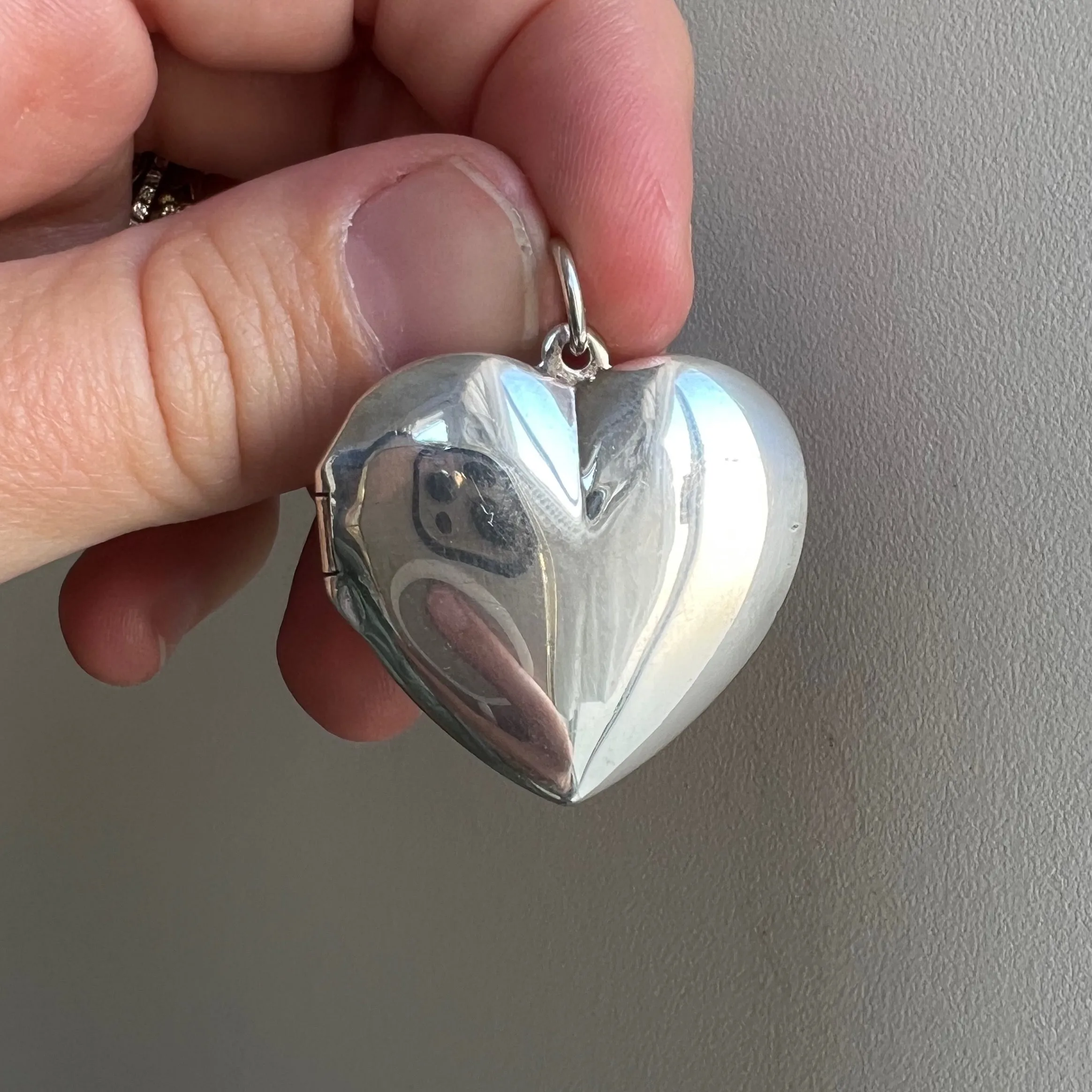 V I N T A G E // no heart is simple / sterling silver slightly puffy heart locket / a pendant